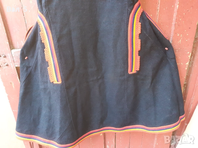 Автентичен красив вълнен сукман . Носия, снимка 10 - Антикварни и старинни предмети - 51760232