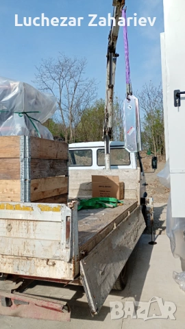 Транспорт с камион с кран,самосвал и платформа