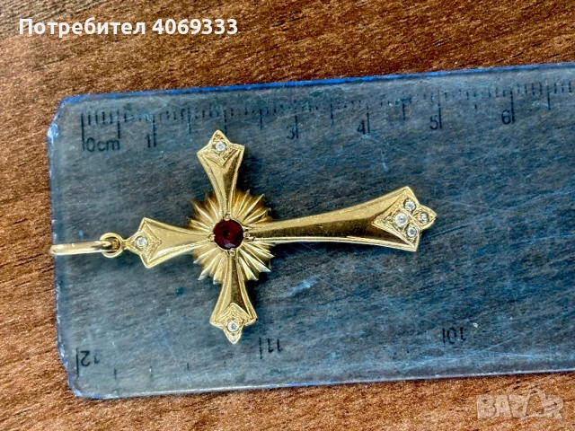 Стар златен Кръст с рубин 14к 5.96гр 5см , снимка 2 - Колиета, медальони, синджири - 50898227