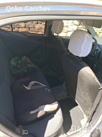 Продавам много запазен автомобил , снимка 6 - Автомобили и джипове - 51526671