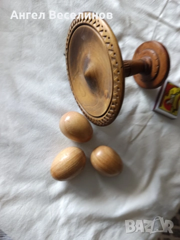 дървени яйца с поставка , снимка 3 - Декорация за дома - 54058731