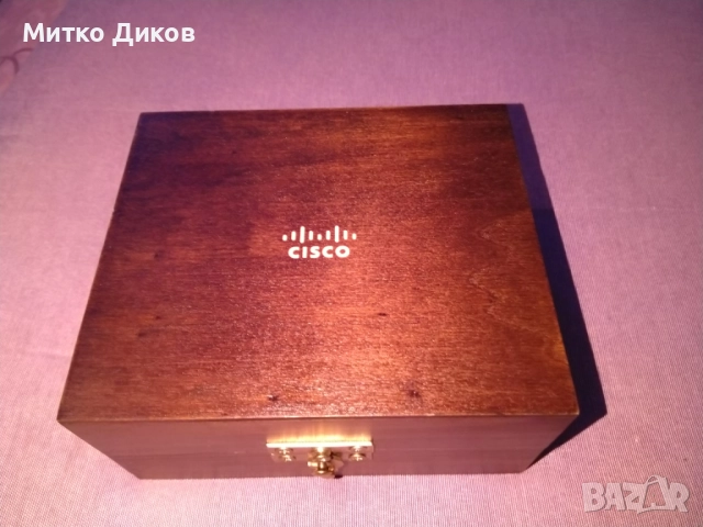 Кутия Cisco дървена суич комутатор 195х125х70мм с чай Цейлон вътре подарък