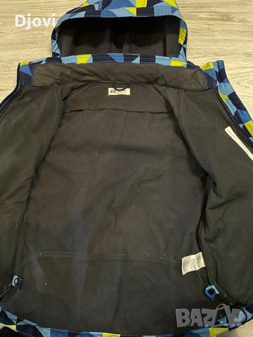 Яке 140 см, снимка 3 - Детски якета и елеци - 35199715