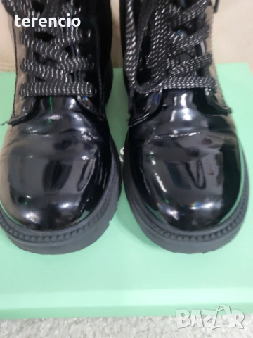 Черни боти - лак - 30 номер, снимка 3 - Бебешки боти и ботуши - 53339488