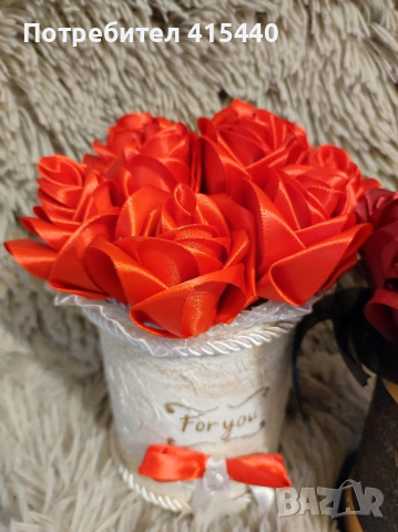 Ръчно изработени сатенени рози, снимка 2 - Подаръци за жени - 44552210