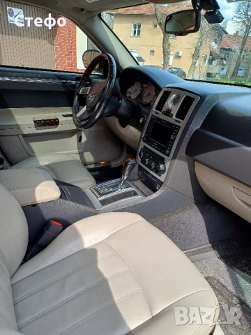 Chrysler 300c, снимка 3 - Автомобили и джипове - 44743379