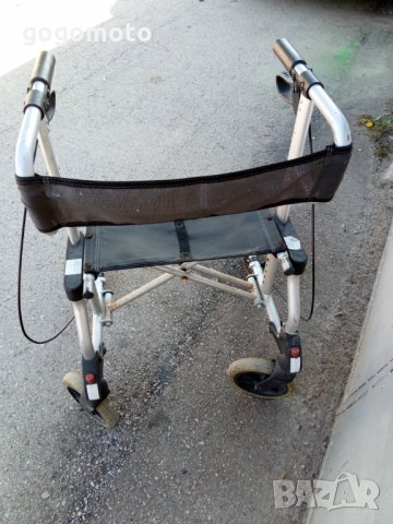Инвалидна АЛУМИНИЕВА количка ролатор, проходилка, за хора в тежко положение,под наем или продажба, снимка 12 - Инвалидни колички - 21370773
