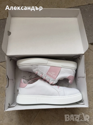 GUESS спортни обувки