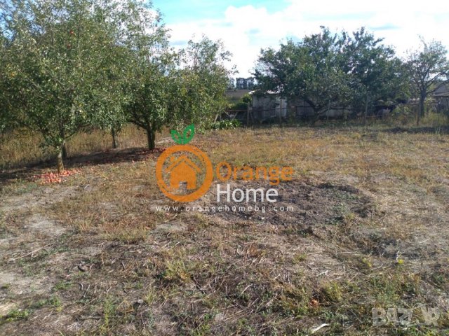 Масивна двуетажна тухлена къща 86 м2 с гараж, само на 4 км от Добрич, снимка 4 - Къщи - 30410568