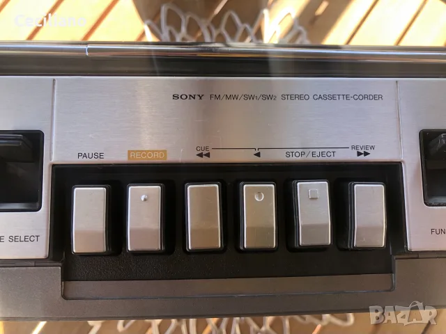 Радиокасетофон Sony CFS-65S , снимка 12 - Радиокасетофони, транзистори - 56417011