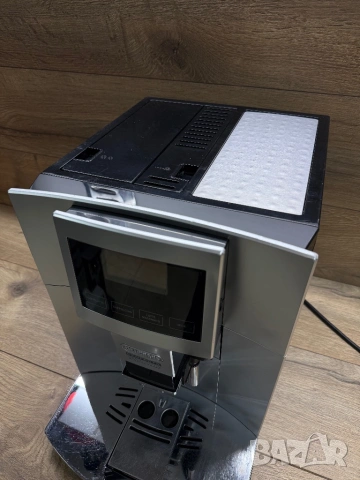 Продавам кафемашина Delonghi Perfecta cappuccino Type:ESAM5600.S ex:3, снимка 2 - Кафемашини - 54101379