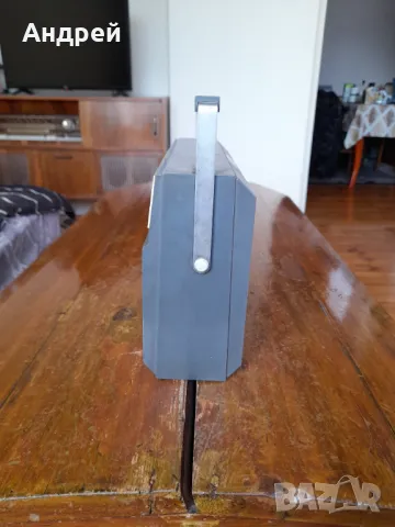 Старо радио,радиоприемник Алпинист 405, снимка 4 - Антикварни и старинни предмети - 49260889