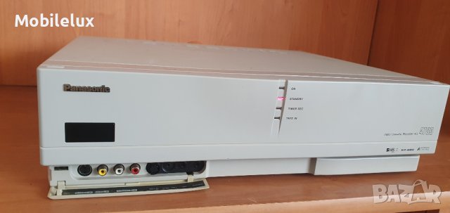 Panasonic AG-4700BY професионален видеорекордер, снимка 2 - Плейъри, домашно кино, прожектори - 40456287