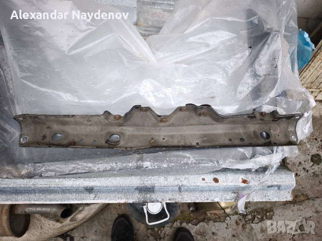 Части за Тойота Ярис/ Аурис/  Рав 4, снимка 9 - Части - 52292144