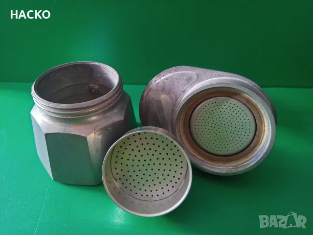 Кафеварка Bialetti Mini Express 100% Оригинална за Едно Кафе + Подарък Чашка с Чинийка, снимка 4 - Кафемашини - 55788292