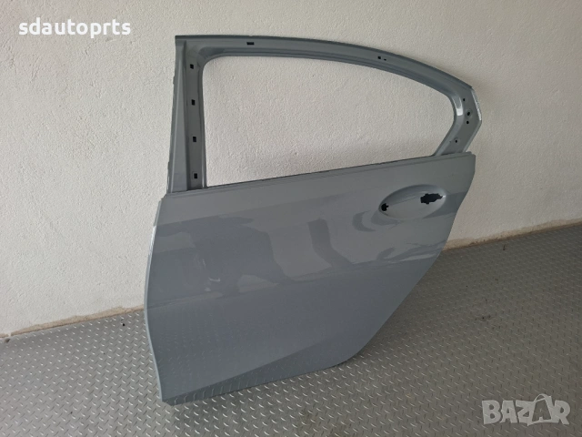 Нова Оригинална Алуминиева Задна Лява Врата BMW 3 G21 - Сива, снимка 2 - Части - 54108420