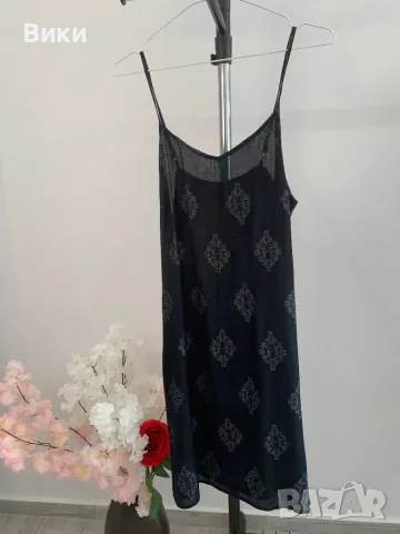 Рокля в размер М-L, снимка 3 - Рокли - 49301683