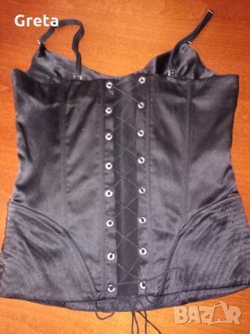 Продава бюстие , снимка 1