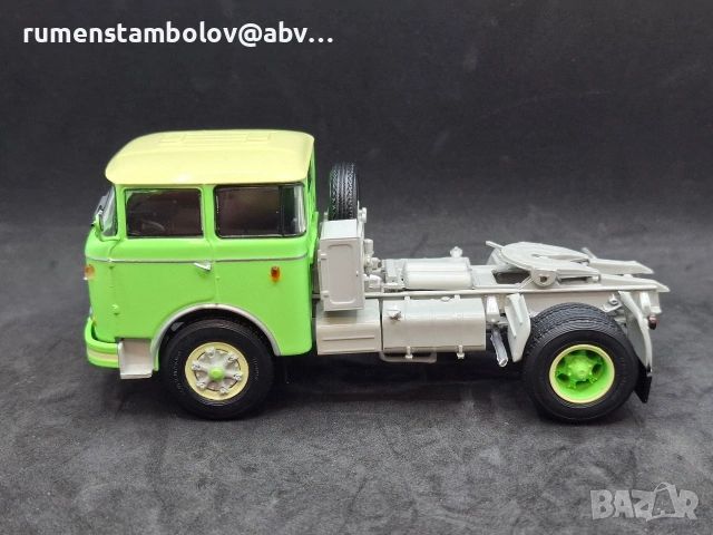 Шкода 706 RTTN, Авто История, 1:43, нов, снимка 2 - Колекции - 53928327