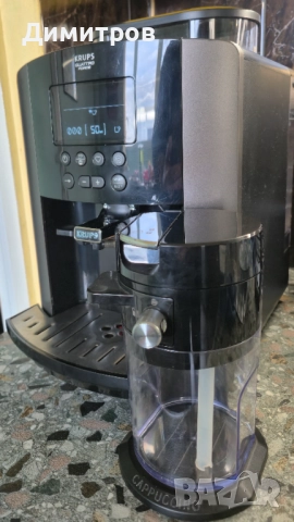 Продавам кафемашина KRUPS EA819E10 ARABICA LATTE, снимка 2 - Кафемашини - 52961186