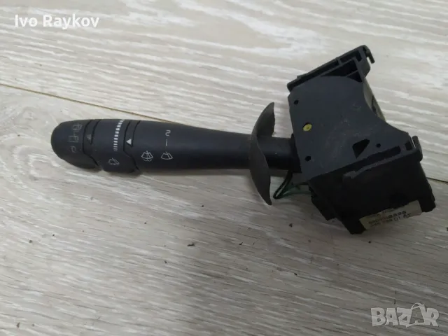 Лостче , чистачки за Renault Laguna II , 8200328896 