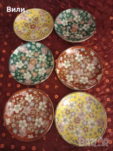 Прекрасни японски, ръчно декорирани чинийки , снимка 1 - Подаръци за жени - 42195296