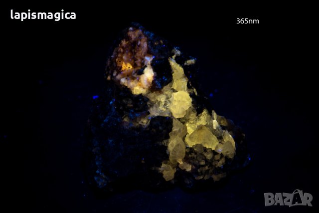 Друза от флуоресцентен церусит и барит 107g, снимка 3 - Други ценни предмети - 38376804