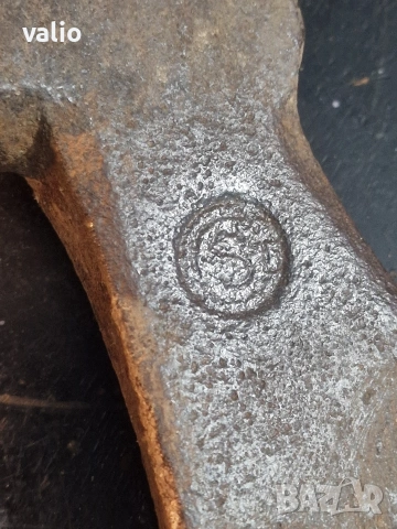 Стари брадви 