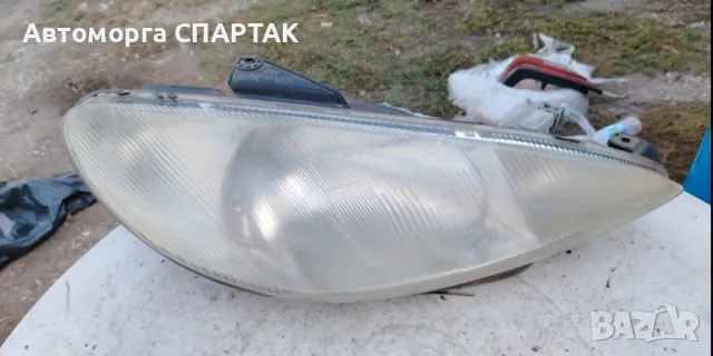 Фар десен PEUGEOT 206 1998