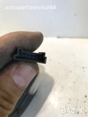 Електрическо огледало за врата дясно черно  за Mercedes W906 Sprinter (2008) A9068106216 , снимка 2 - Части - 54028244