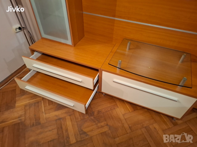 Секция , снимка 2 - Секции и витрини - 52863475