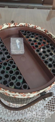 Кош за съхранение на шивашки материали* С над 70 броя макари , снимка 9 - Други стоки за дома - 53219890