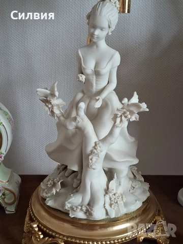 Лампа , снимка 3 - Настолни лампи - 52748921