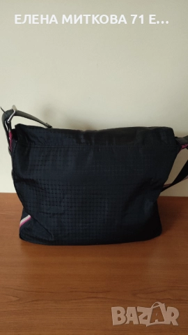 DKNY дамска чанта в черен цвят, снимка 4 - Чанти - 52497659