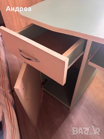 Детско дървено бюро, снимка 3 - Мебели за детската стая - 53044462