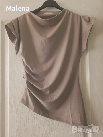 Страхотна асиметрична блузка, снимка 2 - Тениски - 53992065