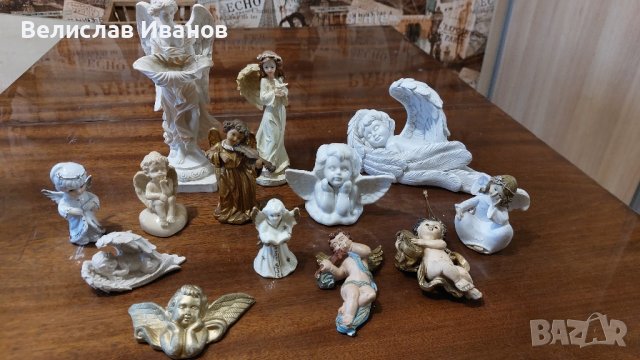 Колекция ангели от различни материали.13 броя