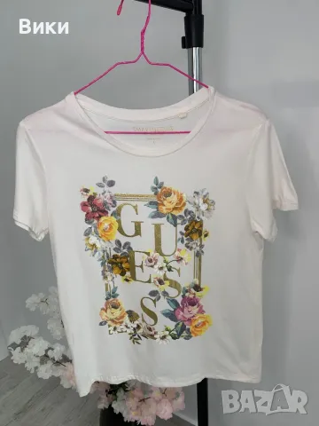 Тениска Guess размер L, но е подходяща за М, снимка 5 - Тениски - 49692948