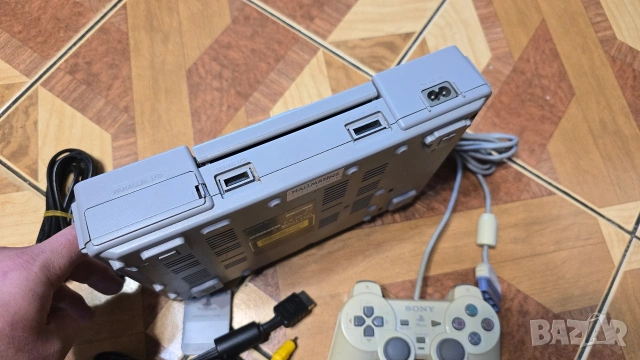 Sony PlayStation 1 SCPH-7502 като ново, хакнат пълен комплект, снимка 7 - PlayStation конзоли - 54134436