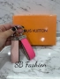 Розов ключодържател Louis Vuitton, снимка 1