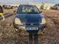 Продавам Форд Фиеста на частни 1.4 бензин 2003г., снимка 2