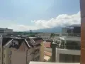 Продаваме Тристаен Апартамент в Центъра, снимка 1