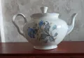 Чайник стар български порцелан от 60те години. , снимка 1