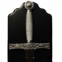 Инкрустиран кръстоноски меч -800х1020 +поставка, снимка 2 - Други ценни предмети - 32149943