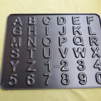 Zenker тефлонова форма за букви и цифри, снимка 1 - Форми - 38062948