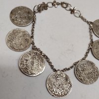Сребърна гривна с монети, снимка 8 - Гривни - 29797916