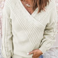 Дамски пуловер в бяло, снимка 6 - Блузи с дълъг ръкав и пуловери - 42781565