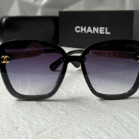 CH 2024 дамски слънчеви очила с лого, снимка 3 - Слънчеви и диоптрични очила - 44659084