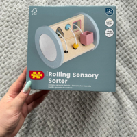 Bigjigs Toys Rolling Sensory Sorter - Дървена образователна играчка за занимания за бебета, снимка 7 - Образователни игри - 44620928