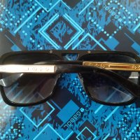 Дамски черни очила със златисти елементи, снимка 2 - Слънчеви и диоптрични очила - 36904348